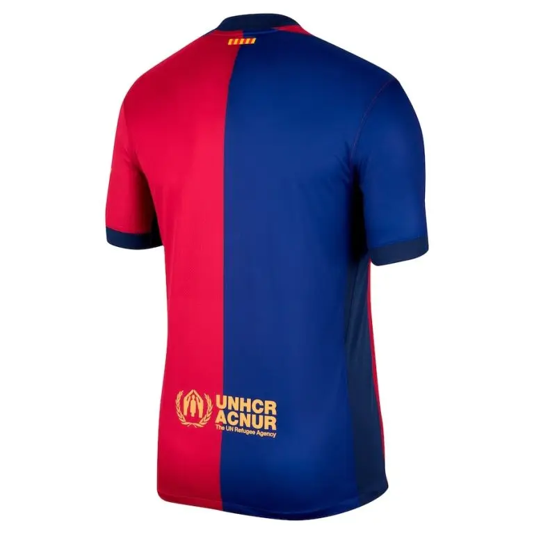 PHOTO : Le maillot du FC Barcelone pour la saison prochaine a fuité