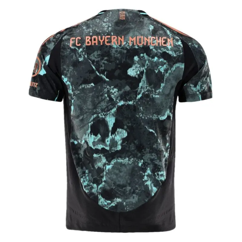 Bayern Munich : le maillot extérieur de la saison prochaine révélé